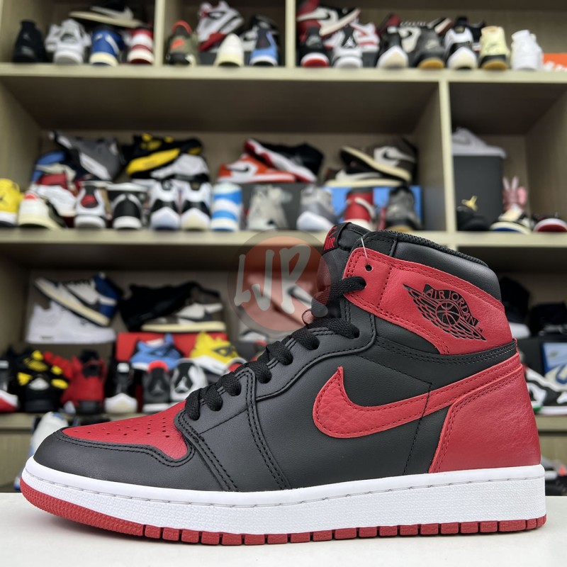 AIR JORDAN 1 RETRO HIGH OG "Bred Banned 2016"