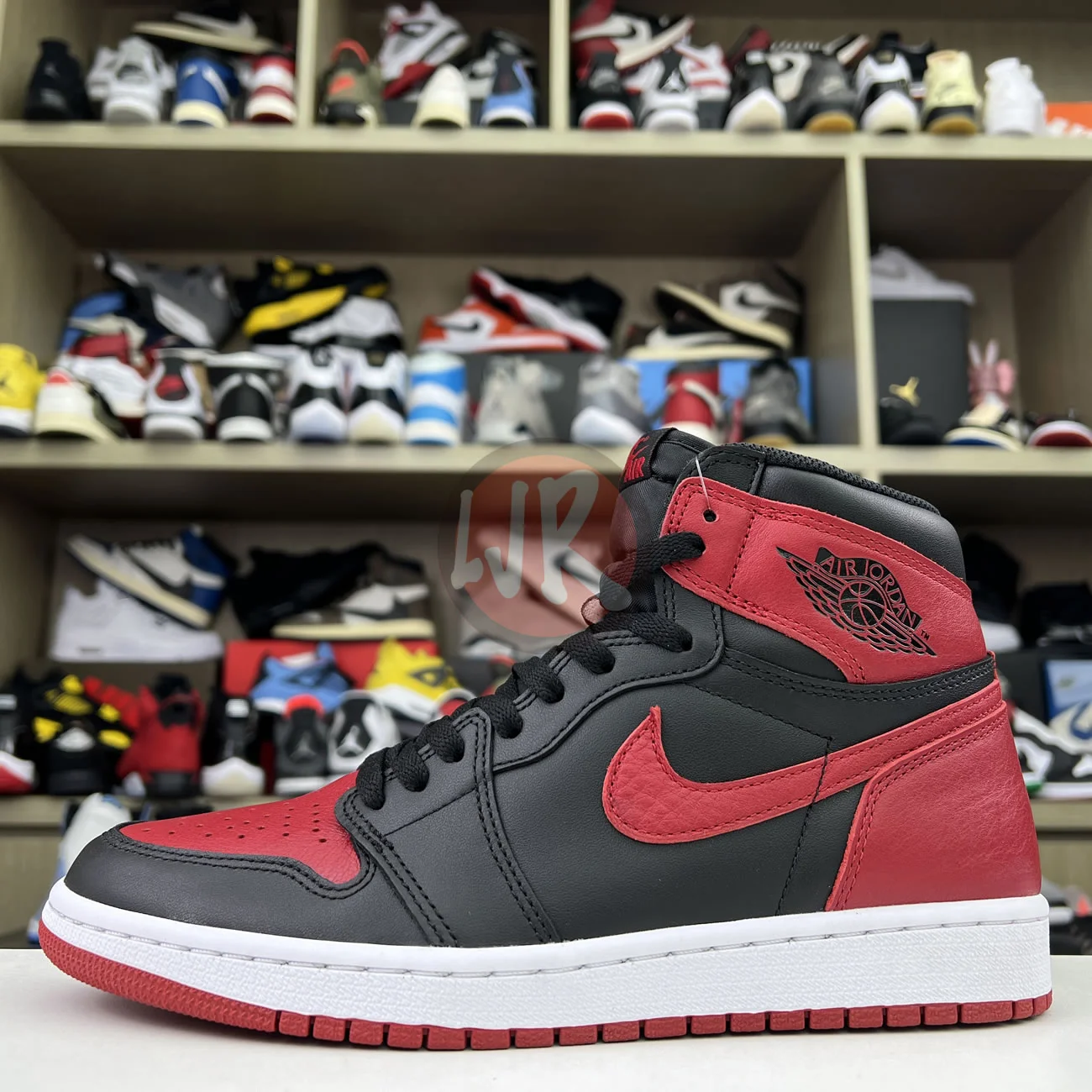 Air Jordan 1 Retro High Bred Banned 2016 555088 001 Ljr Sneakers (1) - www.bc-ljr.net