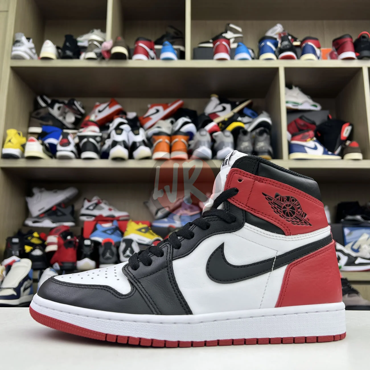 Air Jordan 1 Retro Black Toe 2016 555088 125 Ljr Sneakers (0) - www.bc-ljr.net