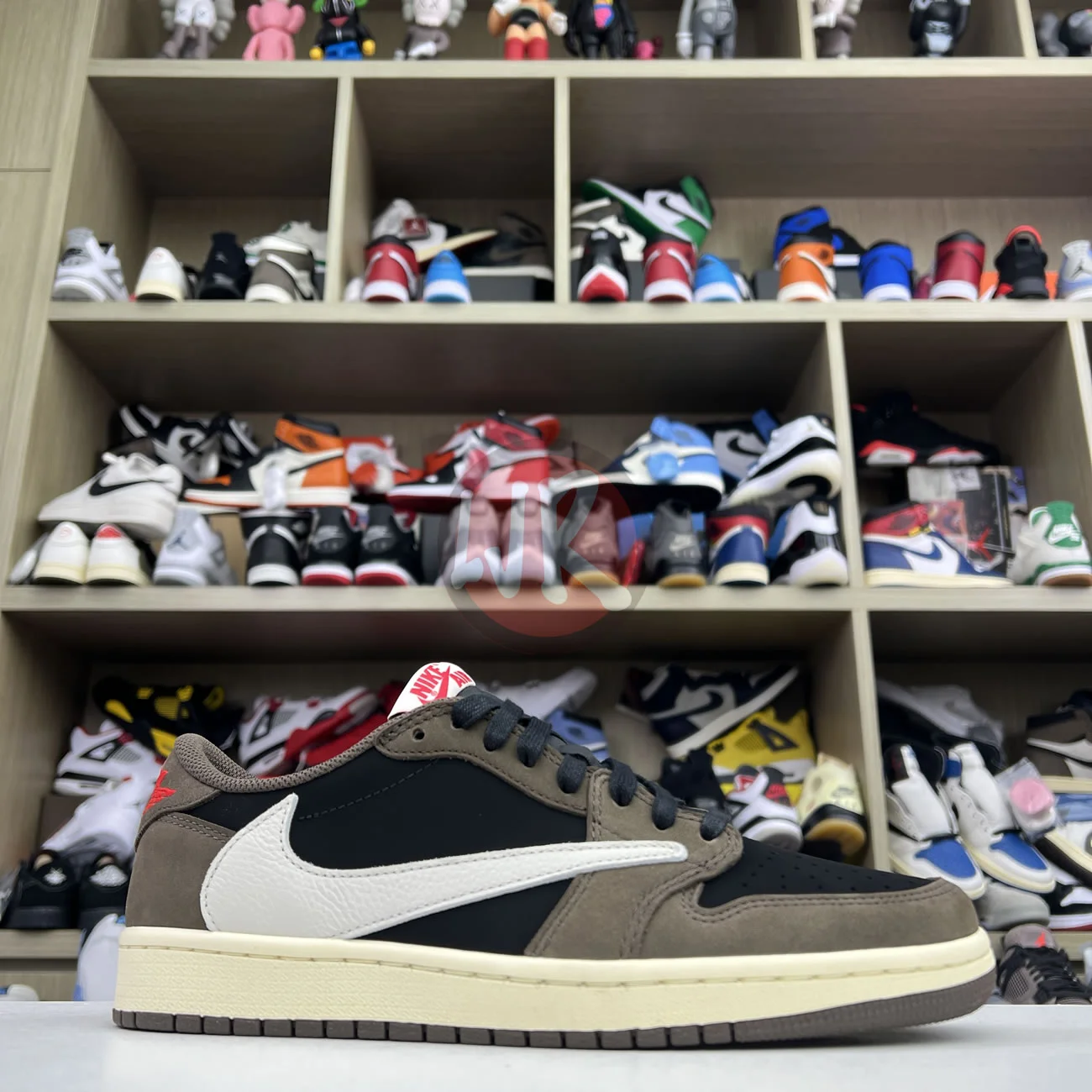 Air Jordan 1 Retro Low Og Sp Travis Scott Mocha Cq4277 001 Ljr Sneakers (1) - www.bc-ljr.net