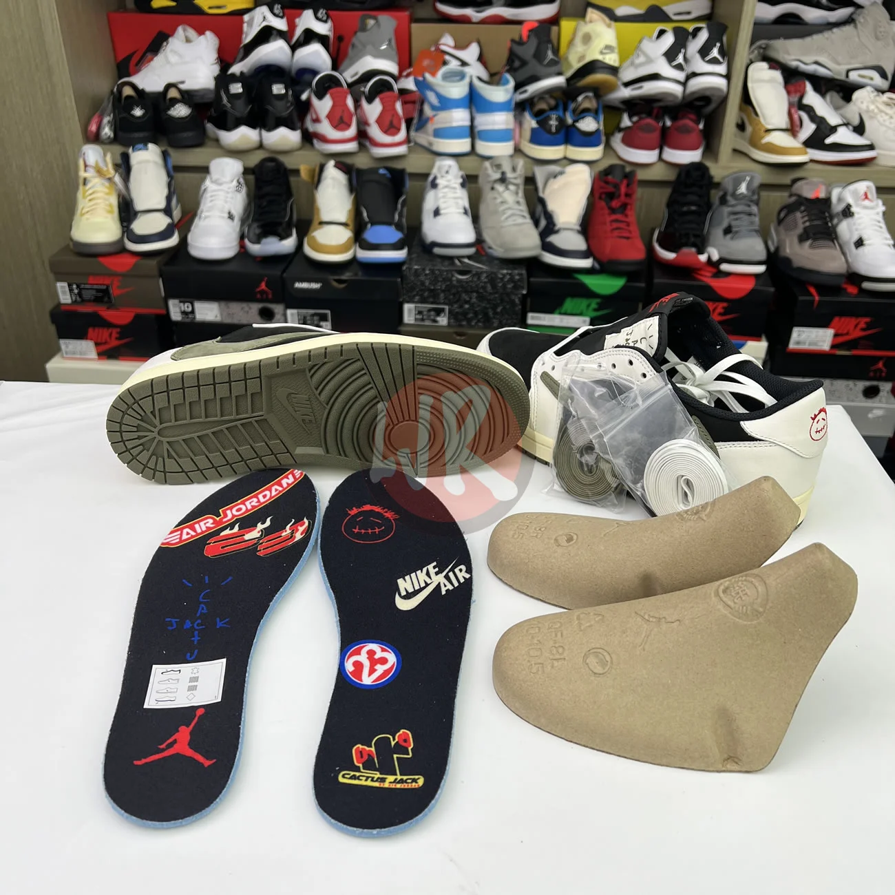Air Jordan 1 Retro Low Og Sp Travis Scott Olive Womens Dz4137 106 Ljr Sneakers (9) - www.bc-ljr.net